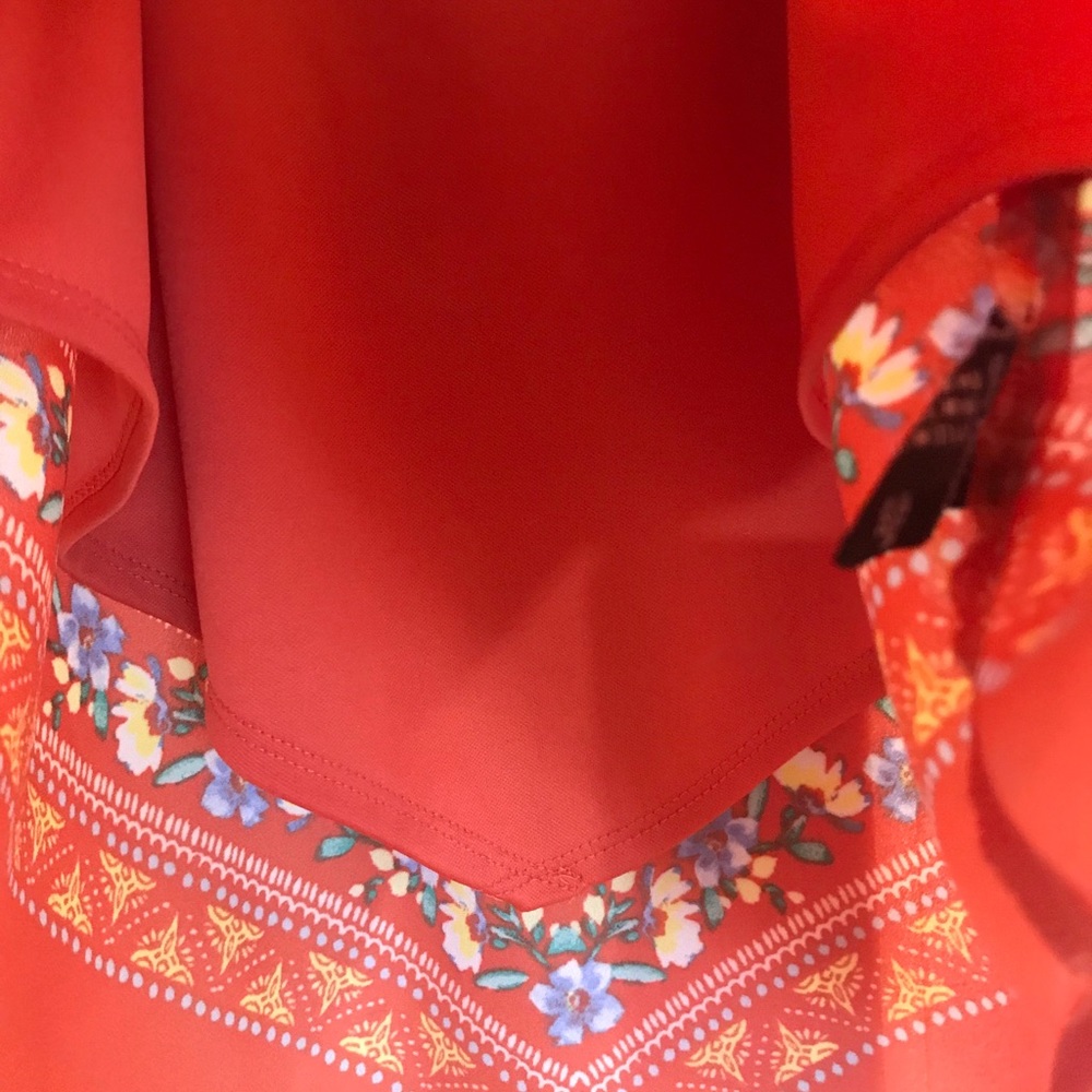 Floral handkerchief top - Picture 11 of 11